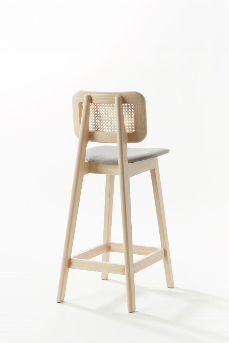 SL304-1 Cane Mid Stool-02